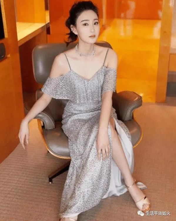 她曾被吴京带火脱下军装的她美到惊艳终于知道谢楠的担心了侯梦莎