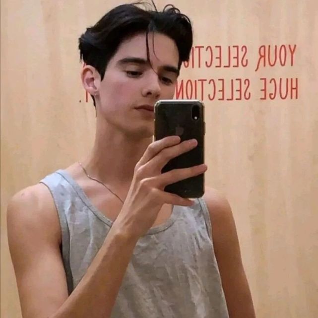 男生头像|小众高级感欧美男头