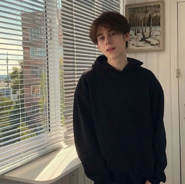 男生头像|小众高级感欧美男头