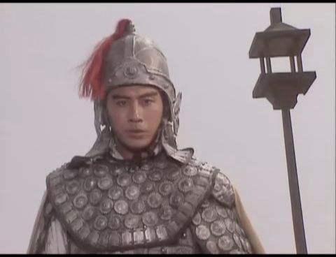 旧版三国演义的赵云为什么要由三个人来演一个不行吗