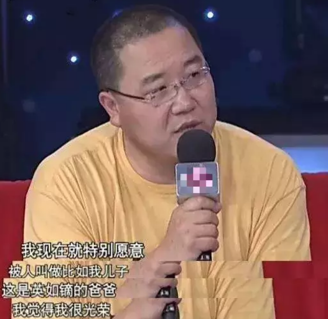 英达携次子合体拍广告,巴彦帅气颜值胜哥哥,长子巴图心酸被遗忘