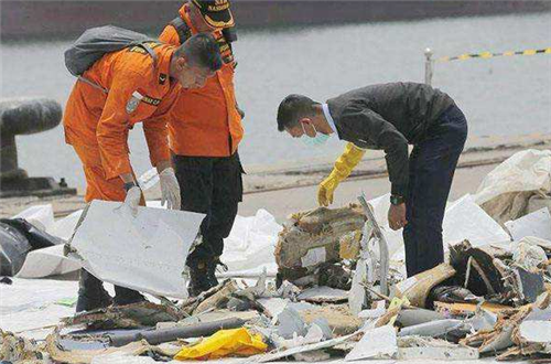 1992年桂林空难,141人遇难无一幸存,机体40吨残骸至今