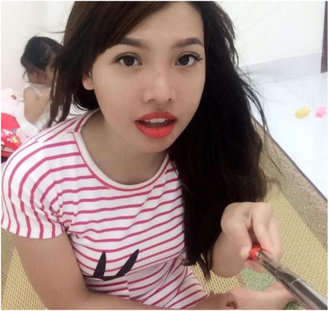 整容后成功嫁给富二代的越南丑女,生下女儿被抛弃,她现状成这样