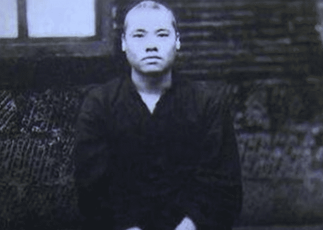 燕子李三能"飞檐走壁"?那条制成标本的大腿,解开了