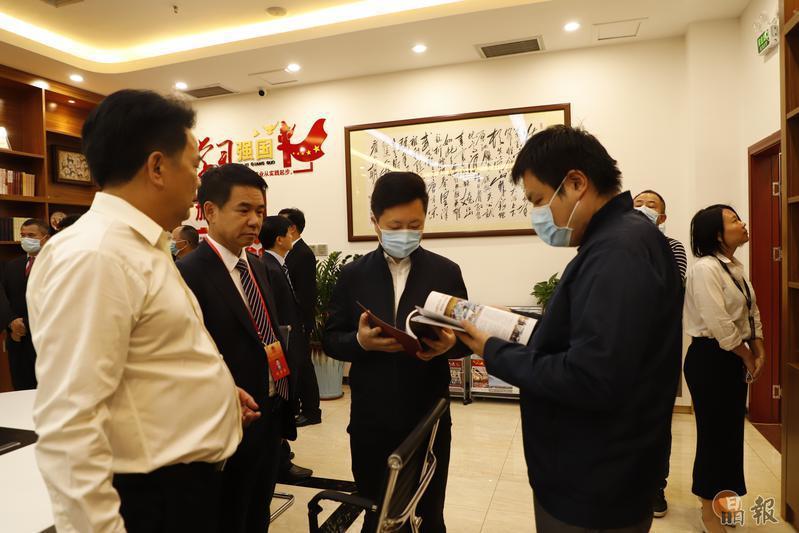 深圳市人大选联任工委副主任杨云彪指出,石岩是深圳市目前唯一一个