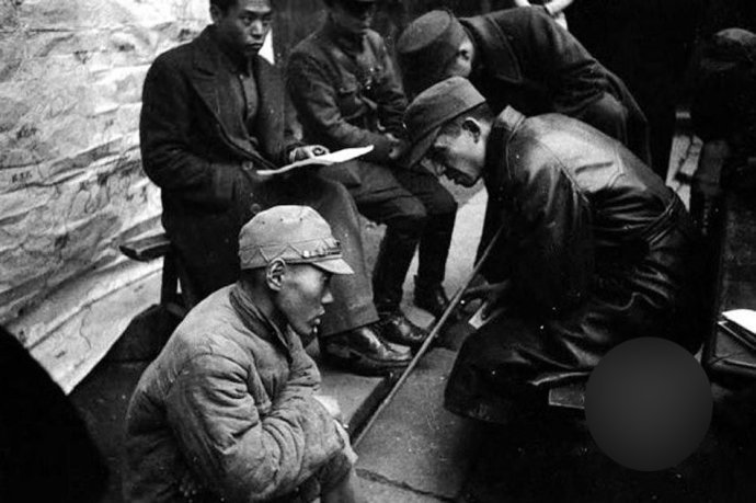 老照片,被八路军俘虏的日军战俘,在受到优待后成为反战人士