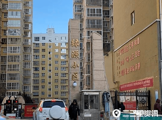 榆林绿源小区上百个钢架立体停车位违建近10年,至今未