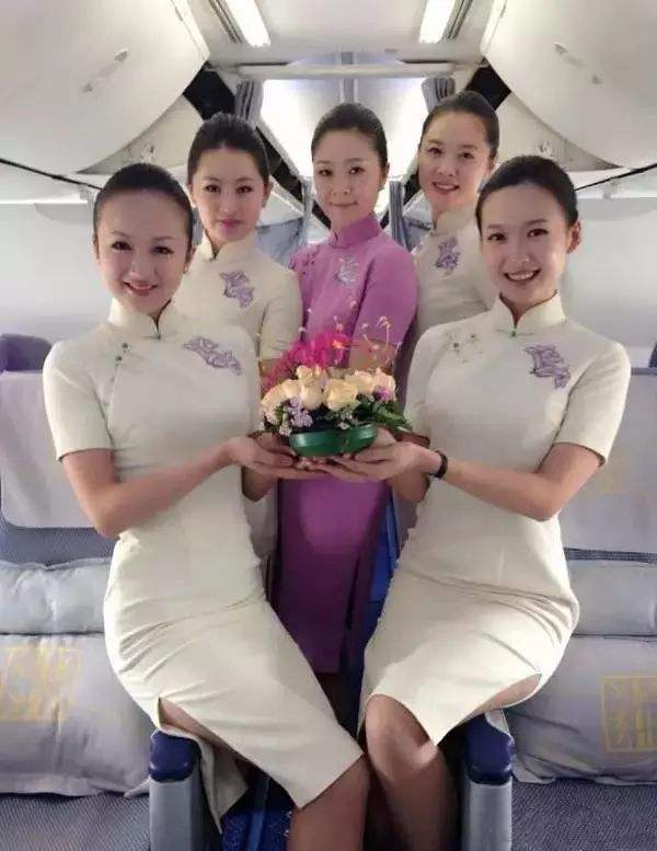 各国空姐制服:韩国的端庄,俄罗斯的性感,中国的最惊艳