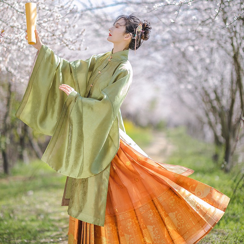 汉服选三米摆还是六米摆裙摆长度选得不对再美的汉服也白搭