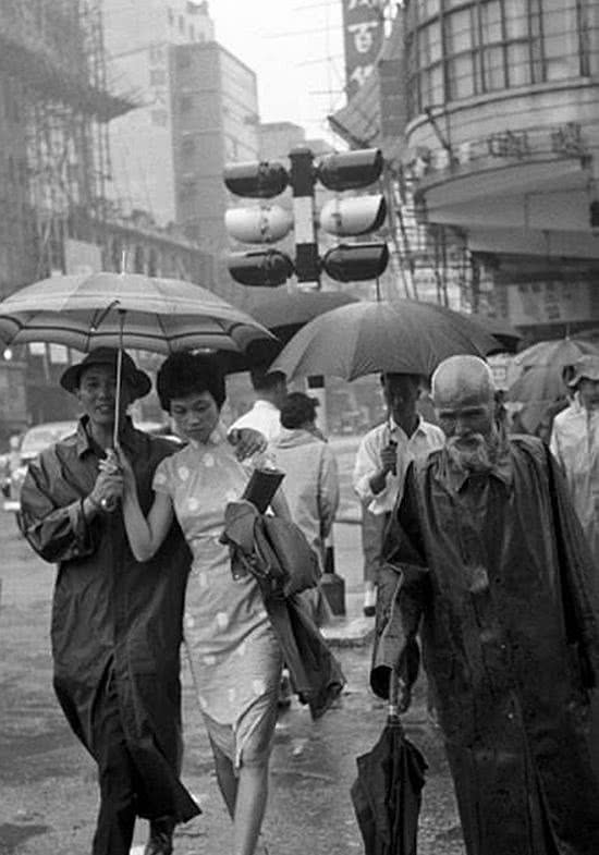 历史罕见老照片:六七十年前的香港,民国味儿十足的女人