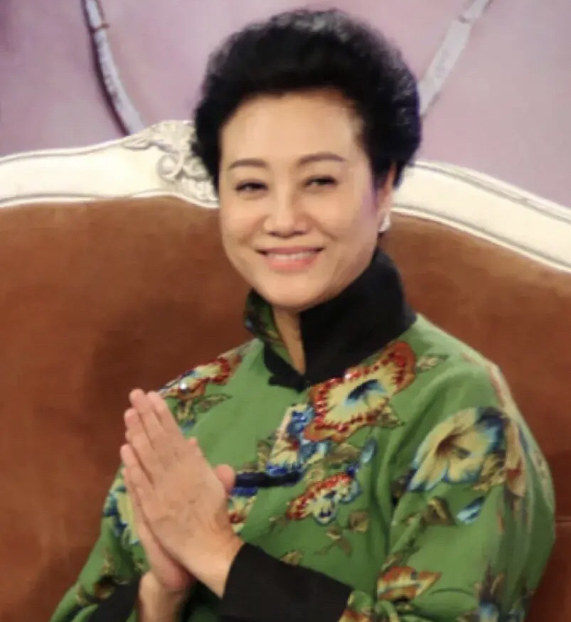 "婆婆专业户"王丽云:婚内和丈夫相爱相杀,离婚后反倒成最亲密的朋友!