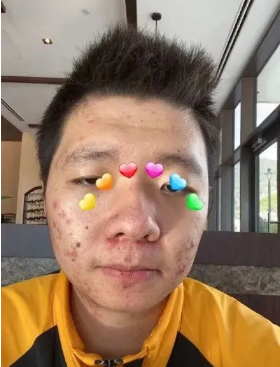 港币675万,美元10万,19岁王某辱烈士后晒存款,父母身份曝光