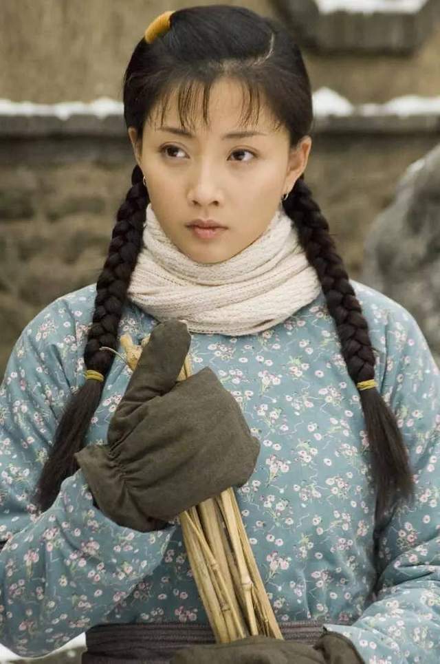 "人间水蜜桃"殷桃的隐婚往事,和为她前仆后继的男人们