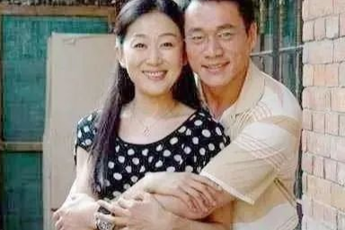 娱圈揭秘:影后陈瑾,为何和哥哥约定一生不结婚?88岁父母之言令人深思