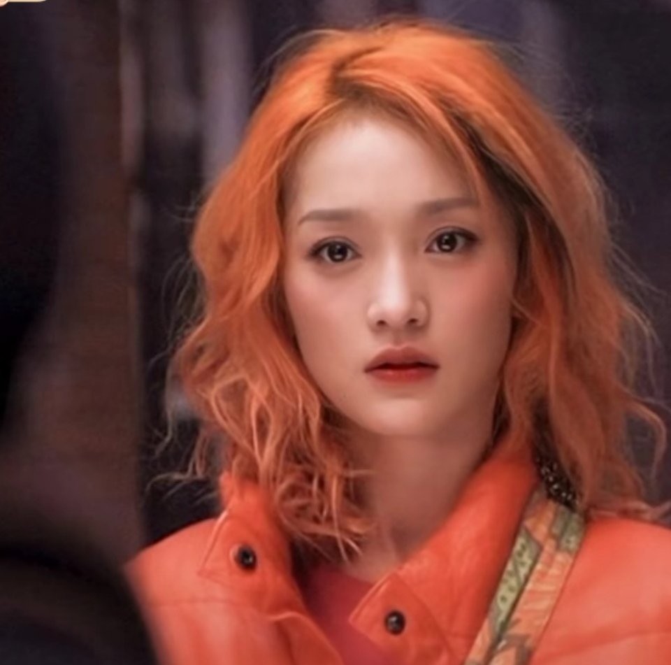 倒退十五年,周迅红发真的太美了,稳稳女团c位出道
