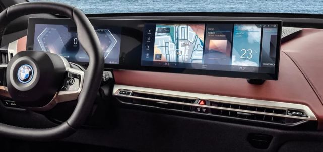 宝马 id8 和奔驰 hyperscreen 你喜欢谁?