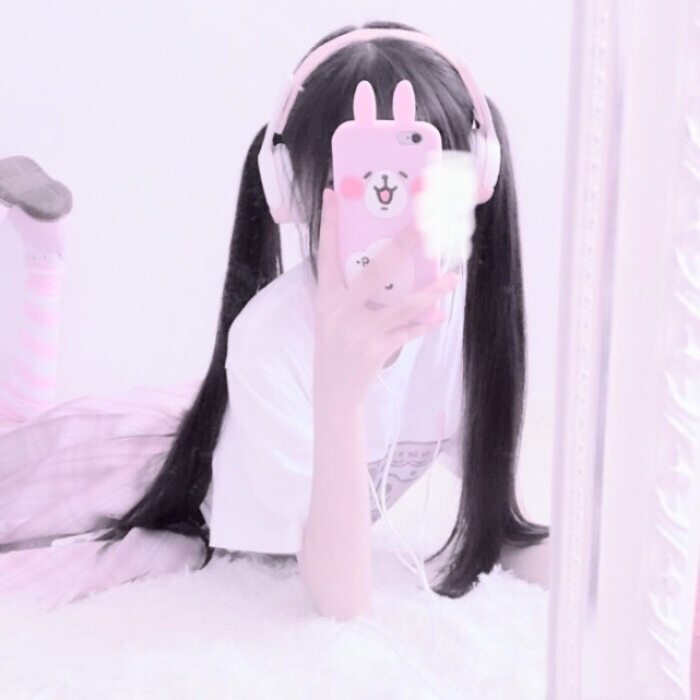 真人浅色系软妹头像