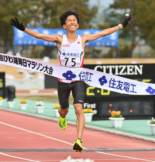 日马拉松三年四破纪录提速1分15秒 任云龙中国纪录仅排名亚洲历史87位