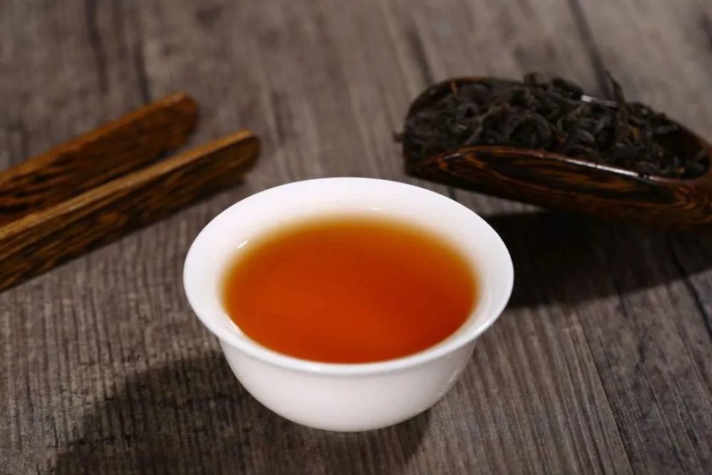 胃不好的人可以喝什么茶?红茶,绿茶还是乌龙茶?怎么喝