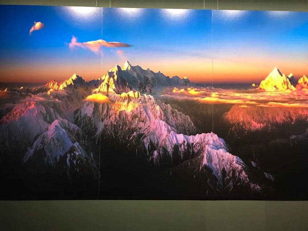 在罗红的照片里看大好河山