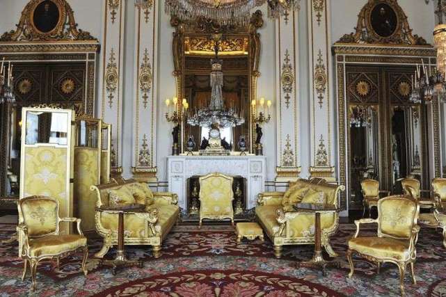 英国白金汉宫有775个房间,内设王室画廊,长廊和大聚会