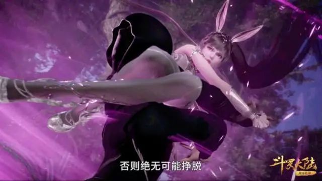 "三舞"花式打架秀腰功,还好小舞穿了"冰丝袜",水晶鞋太美