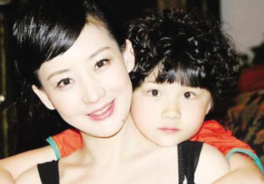 2009年,孙楠为了潘蔚离婚,11年后买红妹的"报复"堪称教科书