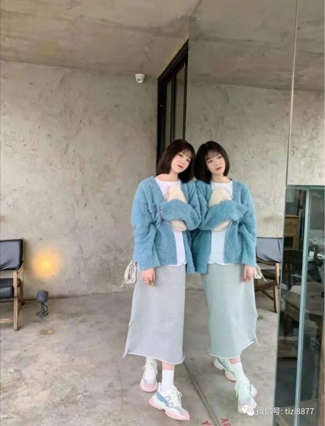 老爹鞋搭配什么裙子好看