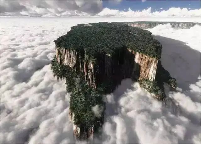 全球29处奇特景观:大自然创造出的奇幻美景