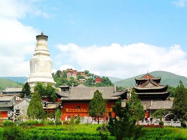 山西五台山的寺庙重新开放!时间就在