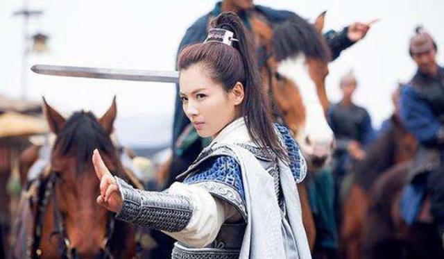 史上武力值最高女将军:光手里的武器就重80斤,去世后有陵墓48座