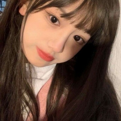 憨憨的可爱女生头像