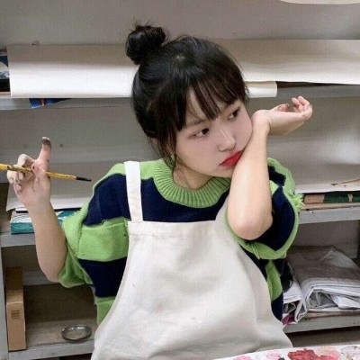 憨憨的可爱女生头像