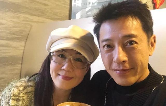 就为不变老,如今54岁近照不敢认|吕颂贤|麦景婷