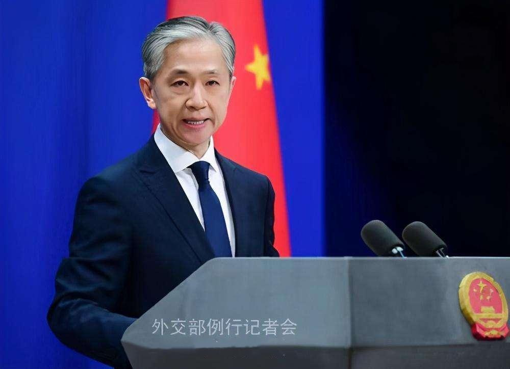 贝宁人口多少_查斯特·贝宁顿(3)