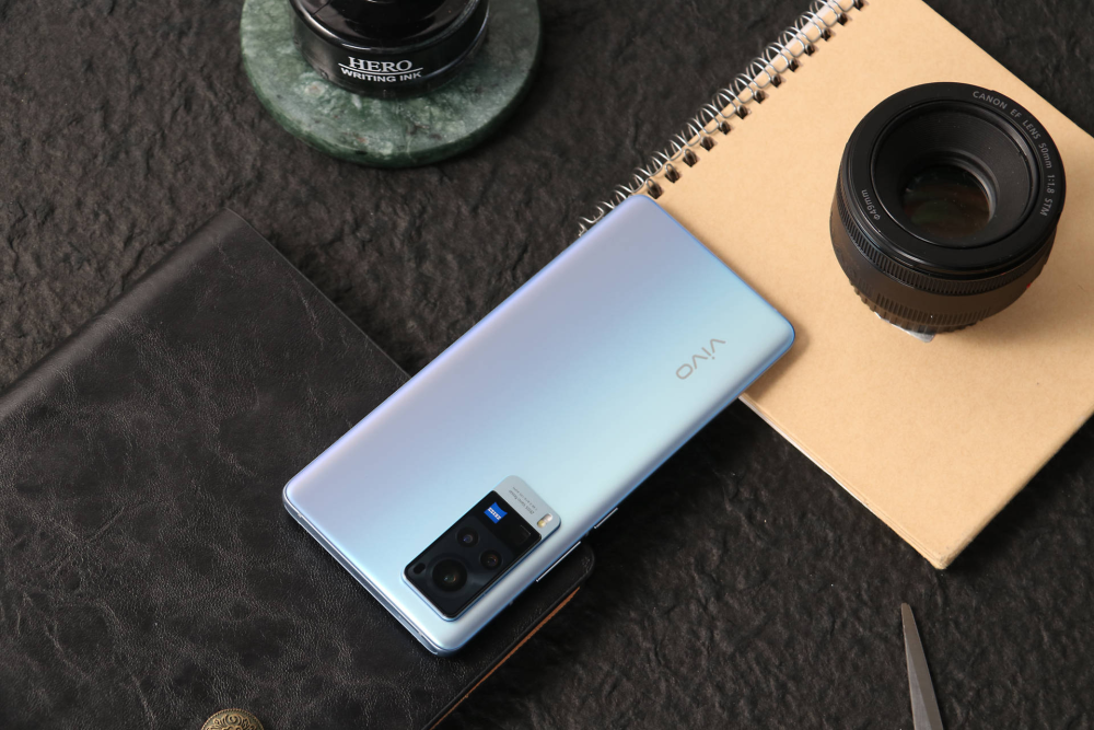 vivo x60 pro微云台技术解析:联合蔡司,算法升级