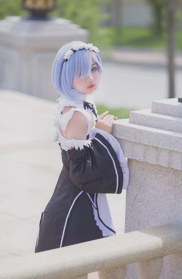 "因为…昂是蕾姆的英雄—蕾姆cosplay