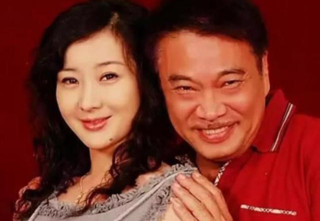 达叔去世后,财产分配为何引争议?达叔的情史竟如此丰富!