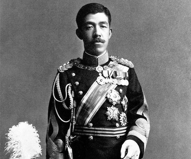 日本的傻天皇曾沦为全世界的笑话为何还能受到百姓爱戴
