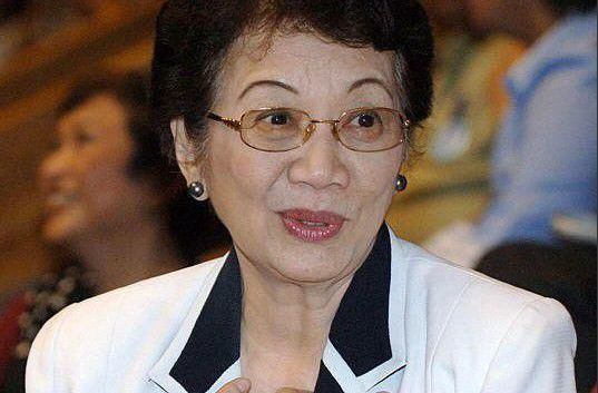 全球首位的华人女总统:宣称自己是中国人,上台后首先把美军赶出国