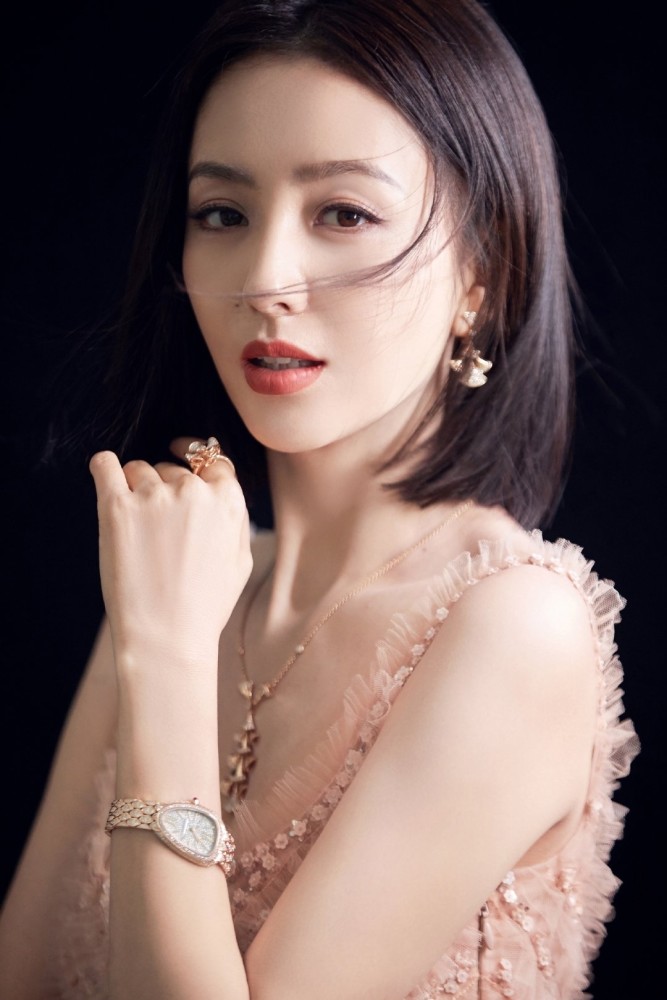 2021年最新性感美女手机壁纸