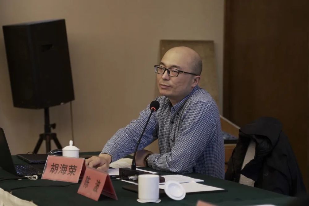 浙江图书馆副馆长胡海荣反馈了2020年全省公共图书馆服务大提升行动
