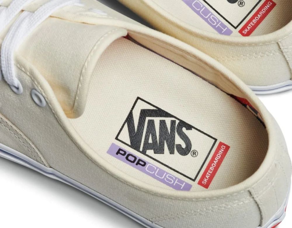 以及在本次系列中还特别使用的 vans popcush 能量回馈鞋垫,减缓冲击.
