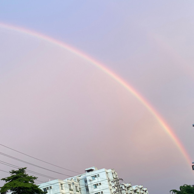 治愈系彩虹背景图,小确幸满满