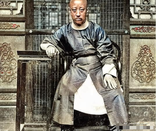 上色人物老照片张之洞李鸿章恭亲王出镜