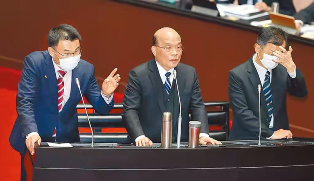 痴心妄想!民进党高官大搞"两国论",还称凤梨"登陆"有望解决