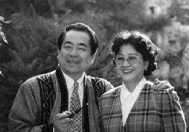 大画家范曾的婚姻:为了你,我从黑发变到白头,是爱情,亦是人生_腾讯网
