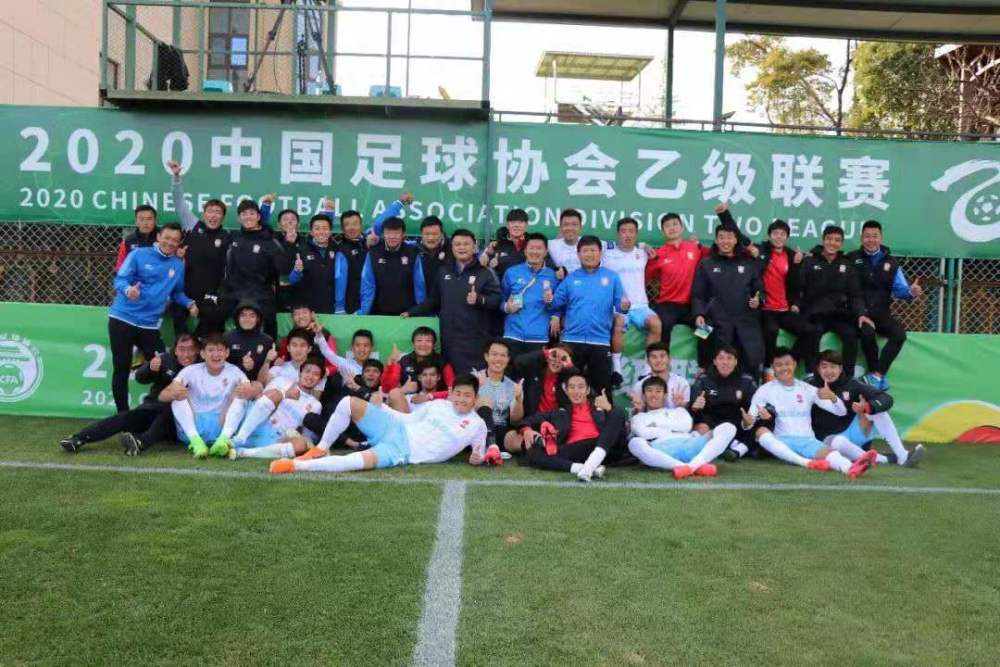 青岛青春岛足球队签约4猛将 上海滩"以赛代练"剑指2021中乙
