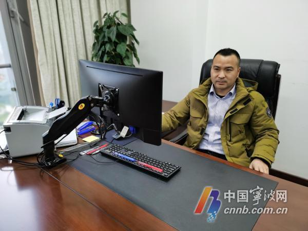 (宁波市社科院(联)副院长,副主席童明荣)中国宁