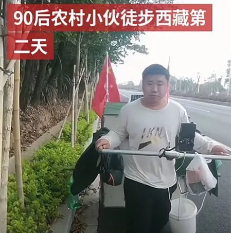 揭阳一男子推车徒步去西藏,已经出发了!